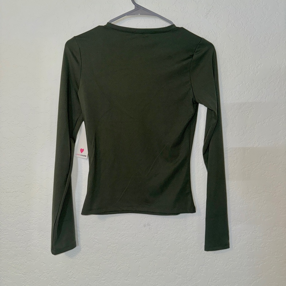 NWT LOVE CHARM Forest Green Long Sleeve Tee - Picture 3 of 4